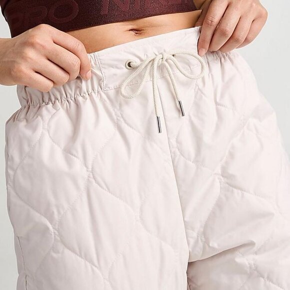 NWT Nike Sportswear Essential Quilted High Waisted Green Wide Leg Pants - Picture 6 of 9